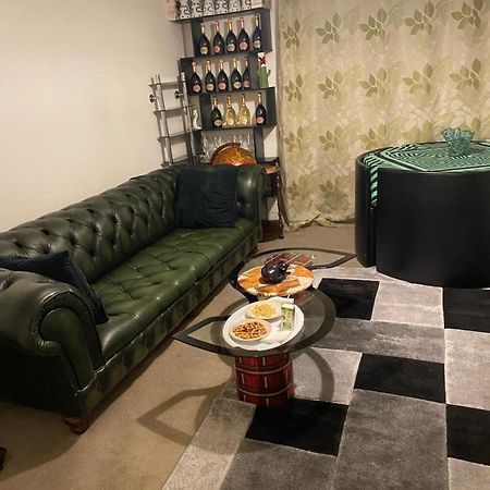 The Right Place. A Fabulous/Cozy Double Room London Exterior foto